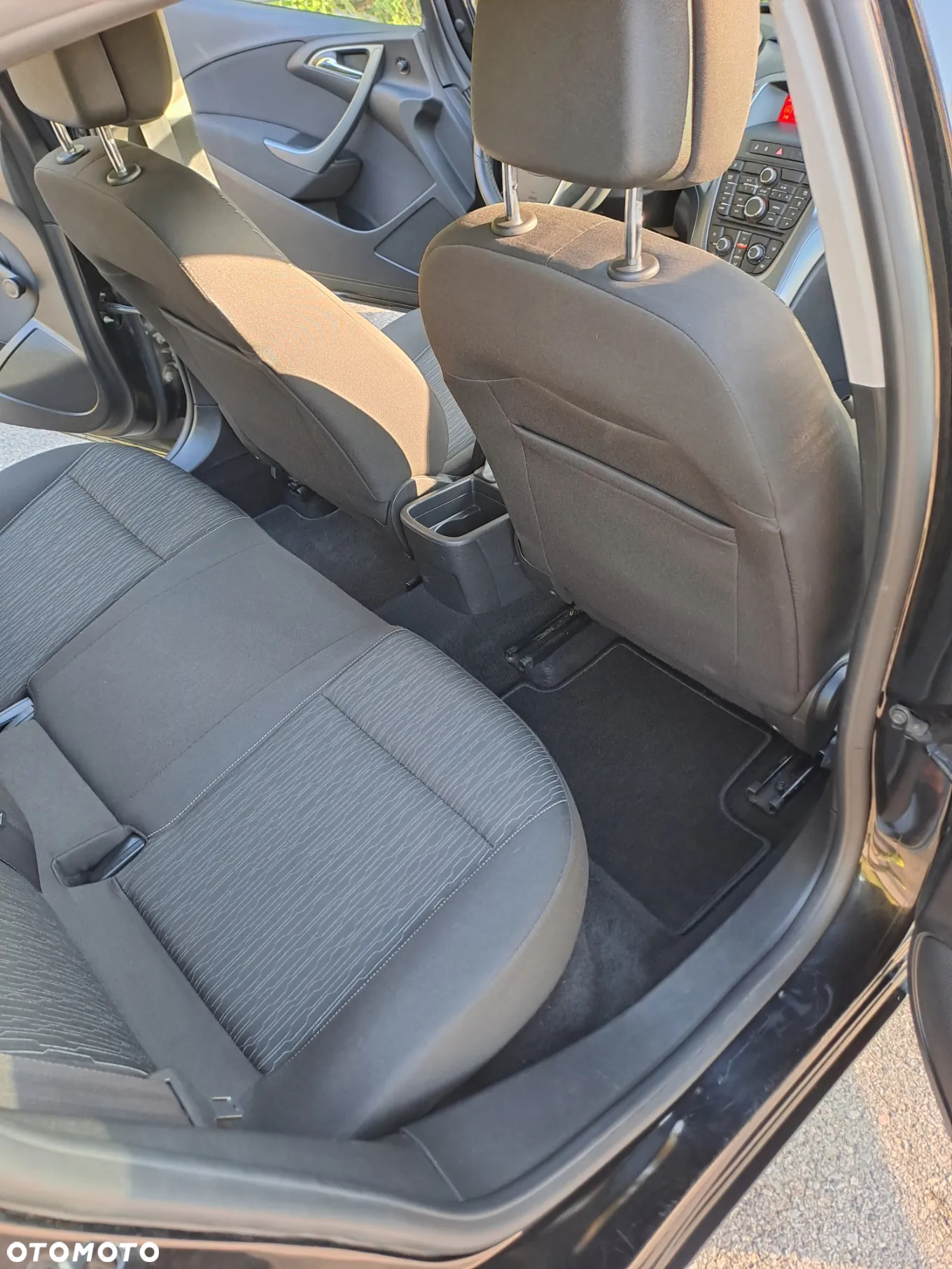 Opel Astra IV 1.4 T Active - 12
