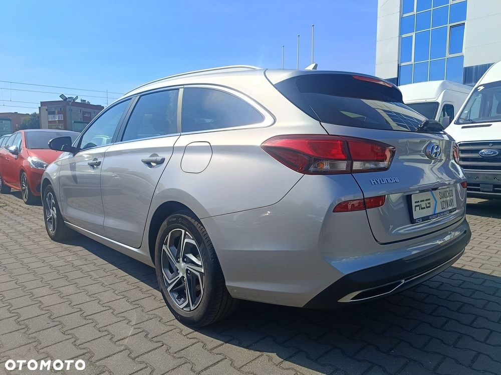 Hyundai i30 1.5 DPI Comfort - 4