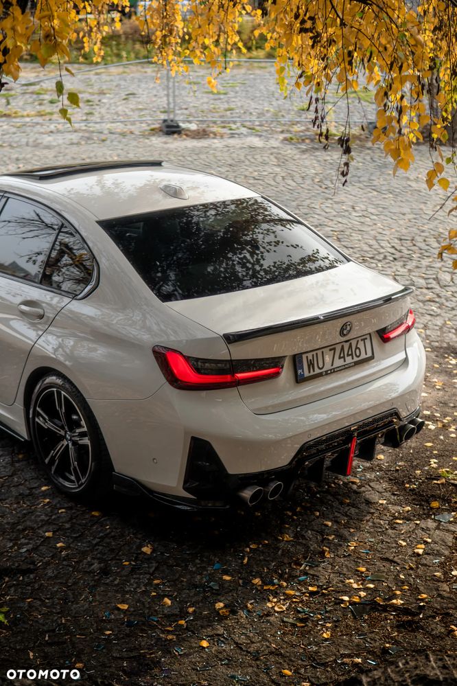 BMW 330E 2023 photo 3