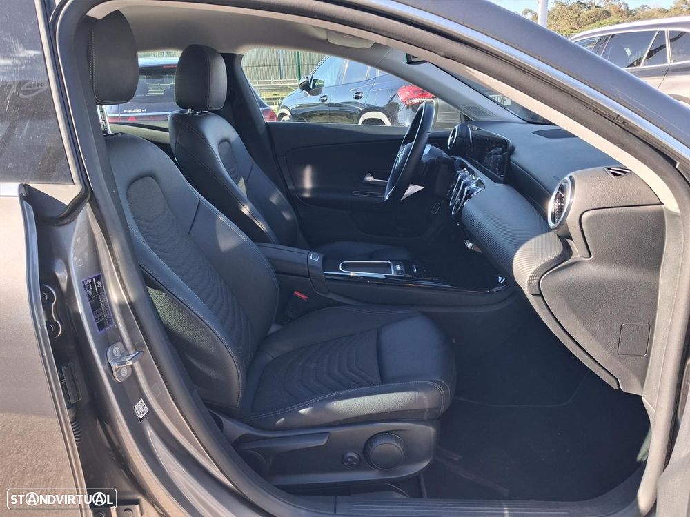 Mercedes-Benz CLA 180 d Shooting Brake Style Plus Aut. - 12