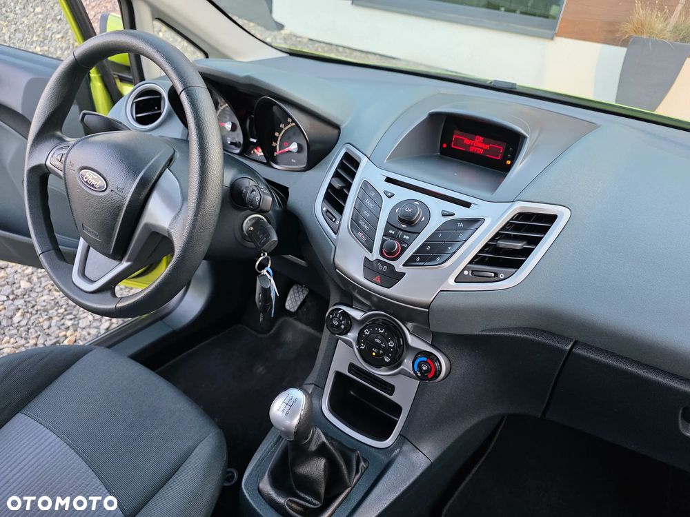 Ford Fiesta 1.25 Trend - 27