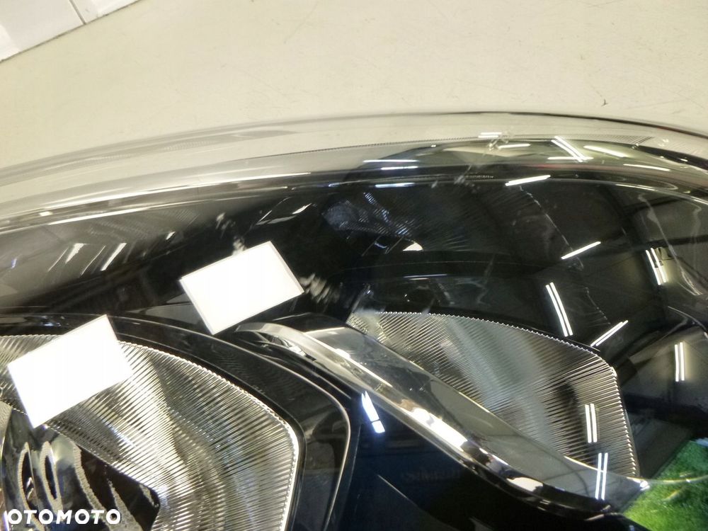TOYOTA PROACE LAMPA PRZÓD PRAWA HALOGEN 10 PIN UK - 16