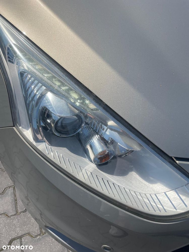 Ford B-MAX 1.6 TDCi SYNC Edition - 19