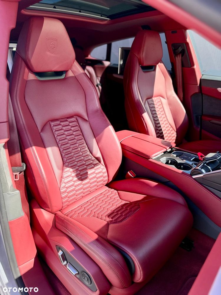 Lamborghini Urus - 13