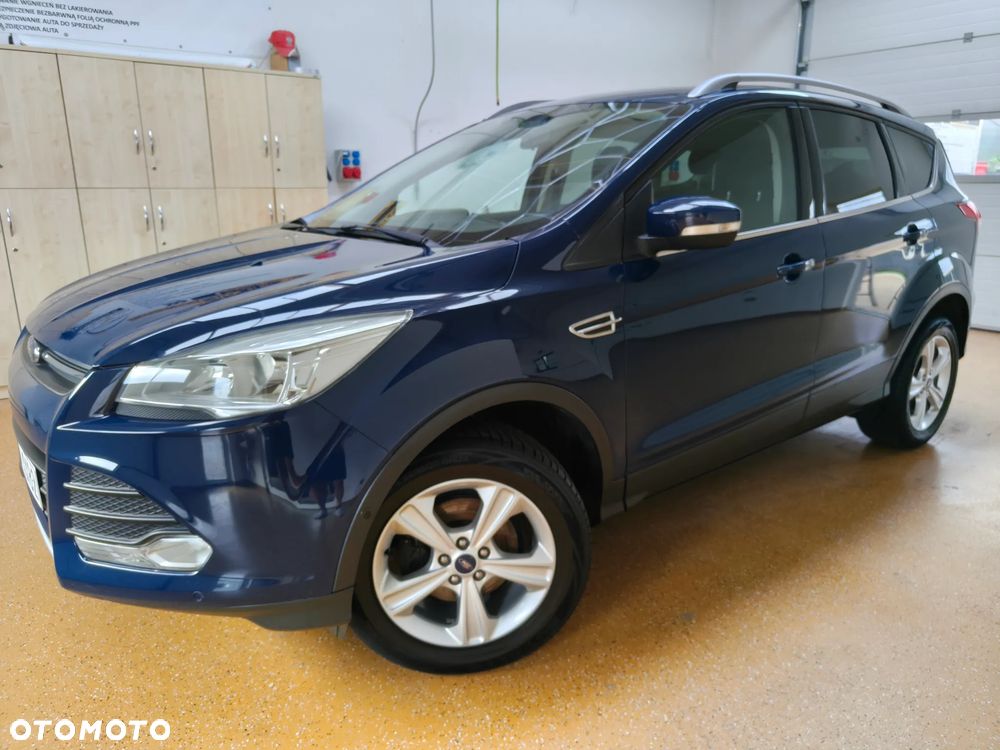 Ford Kuga 1.5 EcoBoost 2x4 Trend - 2