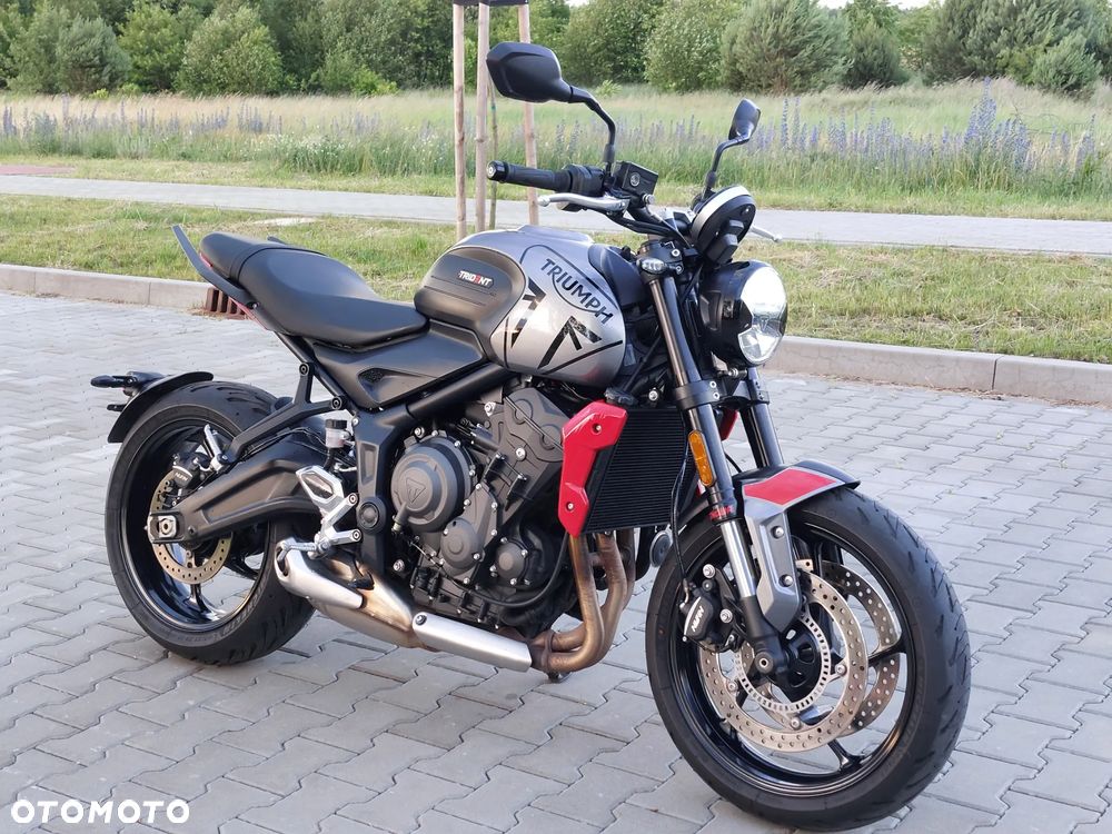 Triumph Trident - 19