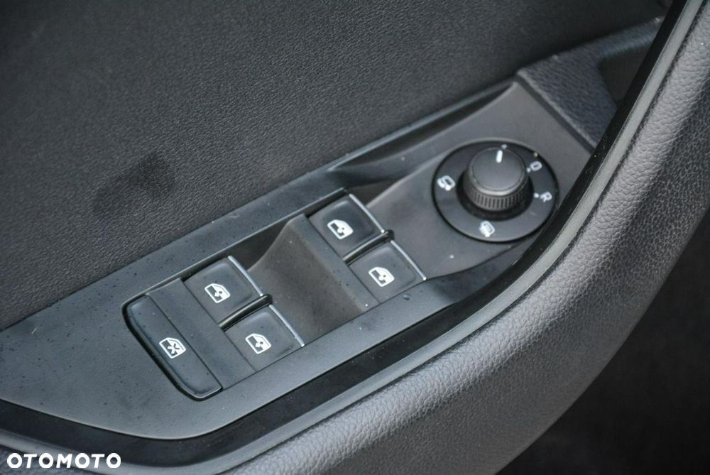 Skoda Superb 2.0 TDI 4x4 L&K DSG - 32