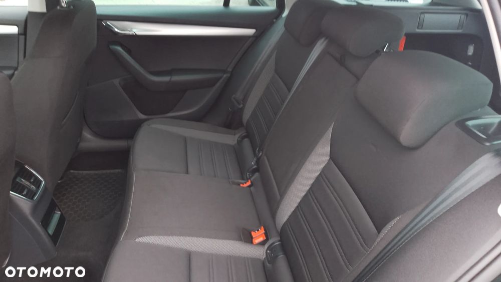 Skoda Octavia 1.5 TSI GPF ACT Ambition - 16