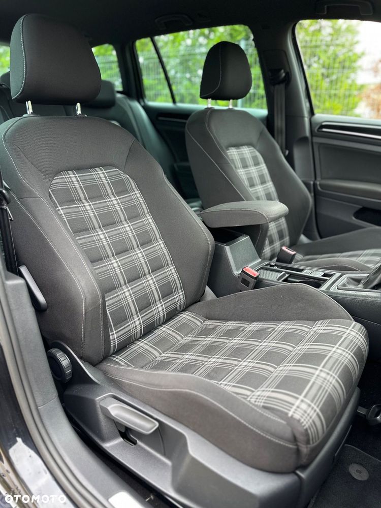 Volkswagen Golf 2.0 TDI BMT GTD - 16