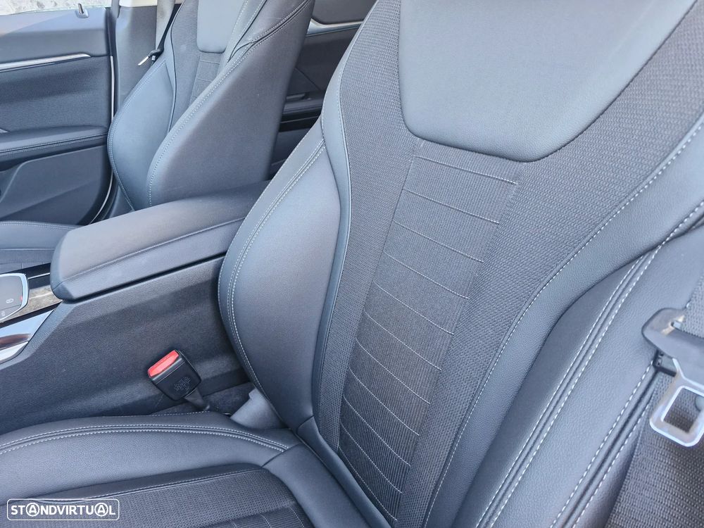 BMW i4 - 26