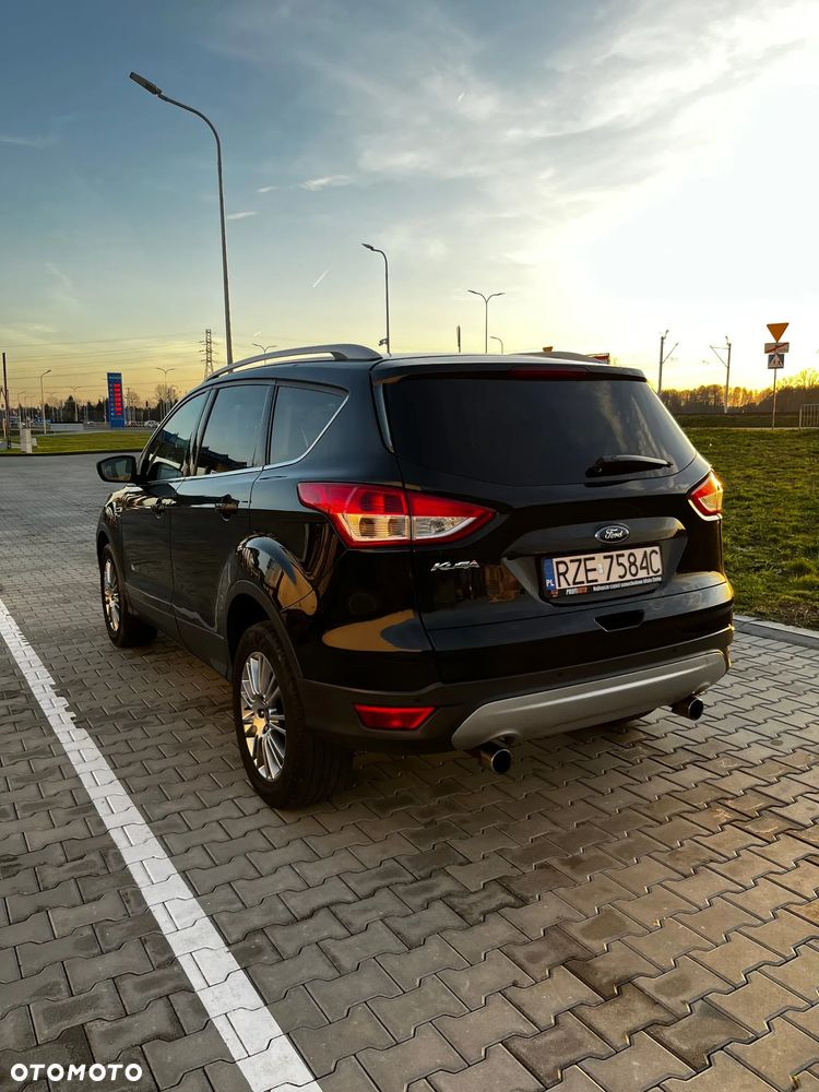 Ford Kuga 2.0 TDCi 4x4 Titanium - 5