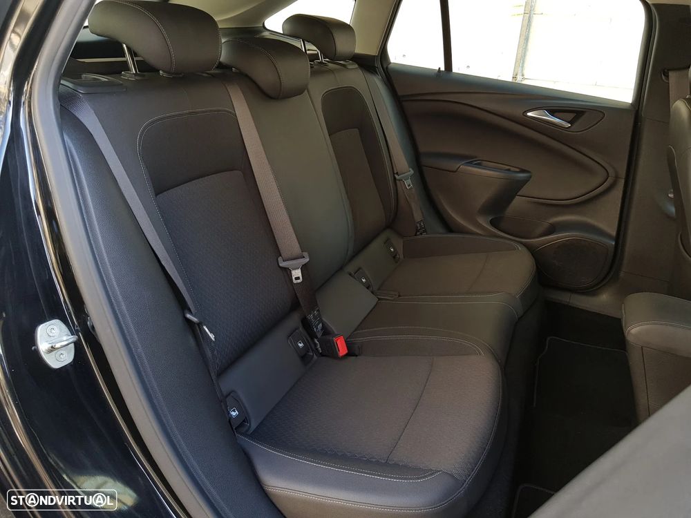 Opel Astra Sports Tourer 1.6 CDTI Innovation S/S RM6/SOB/5PC/5PB - 41