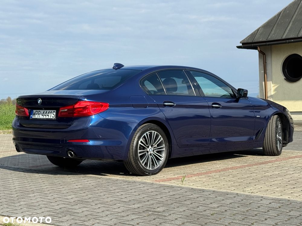 BMW Seria 5 520d xDrive Sport Line sport - 3