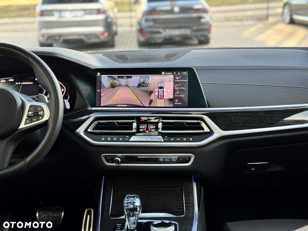 BMW X7 M50d sport - 23
