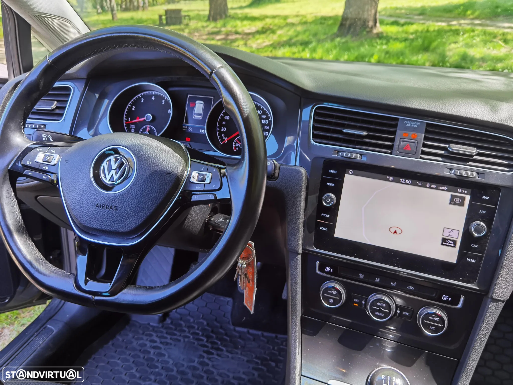VW Golf Variant - 9