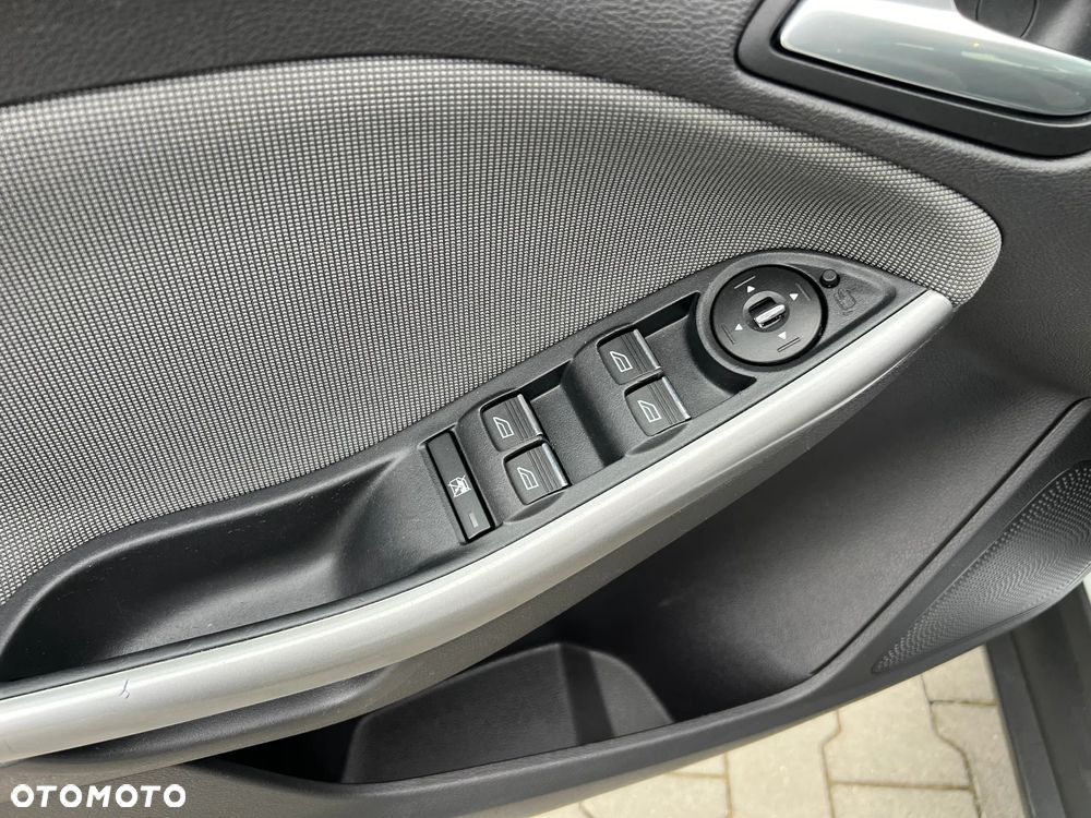 Ford Focus - 8