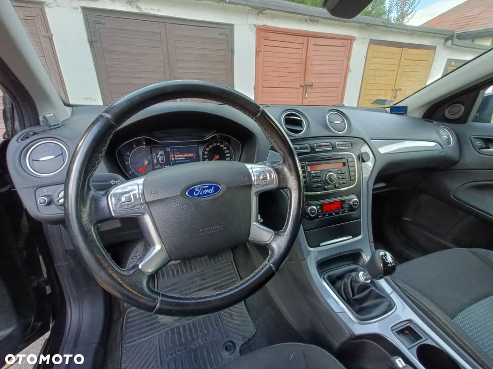 Ford Mondeo 2.0 TDCi Titanium - 11