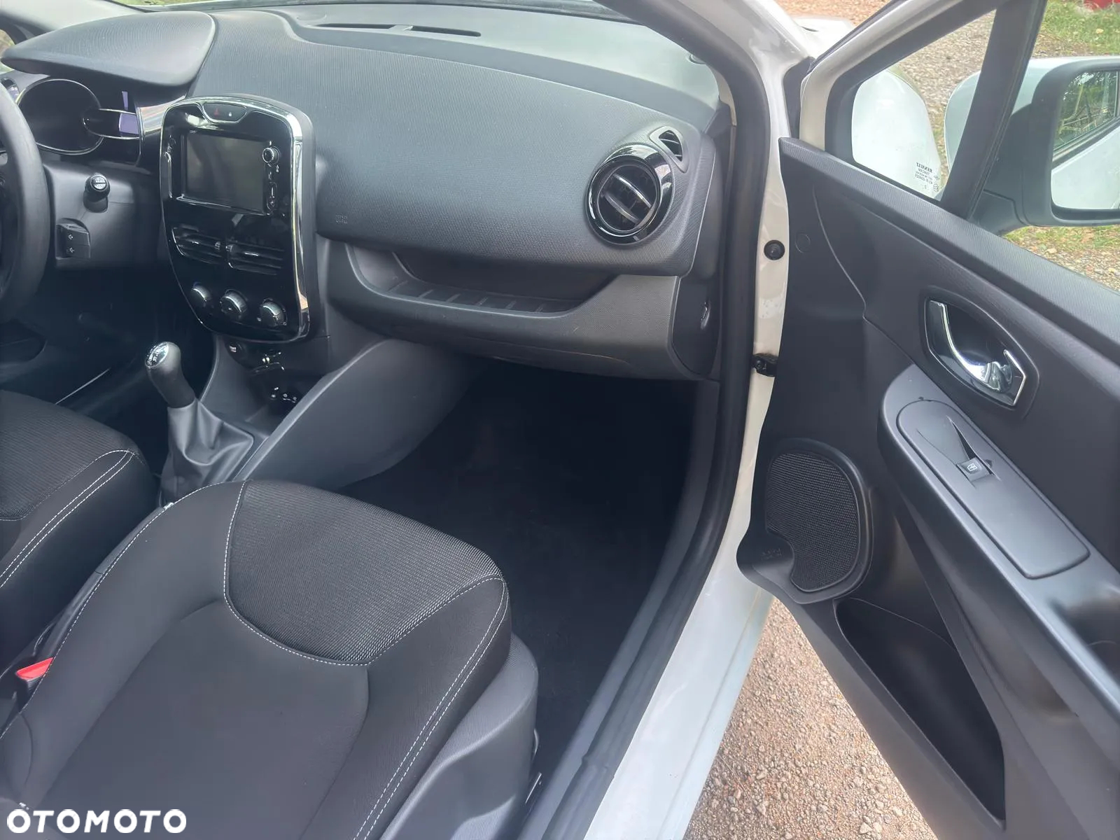 Renault Clio - 8