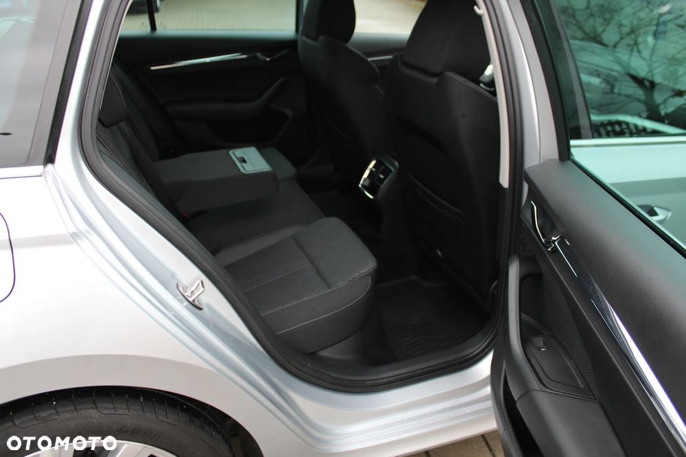 Skoda Octavia 1.5 TSI ACT Style - 33