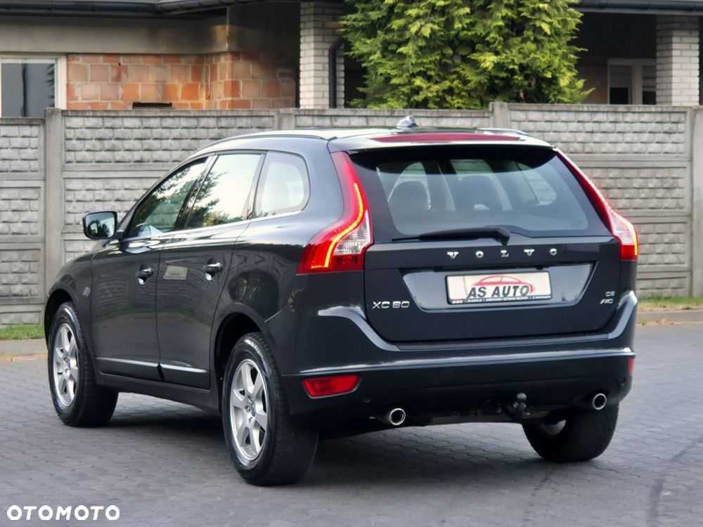 Volvo XC 60 - 4