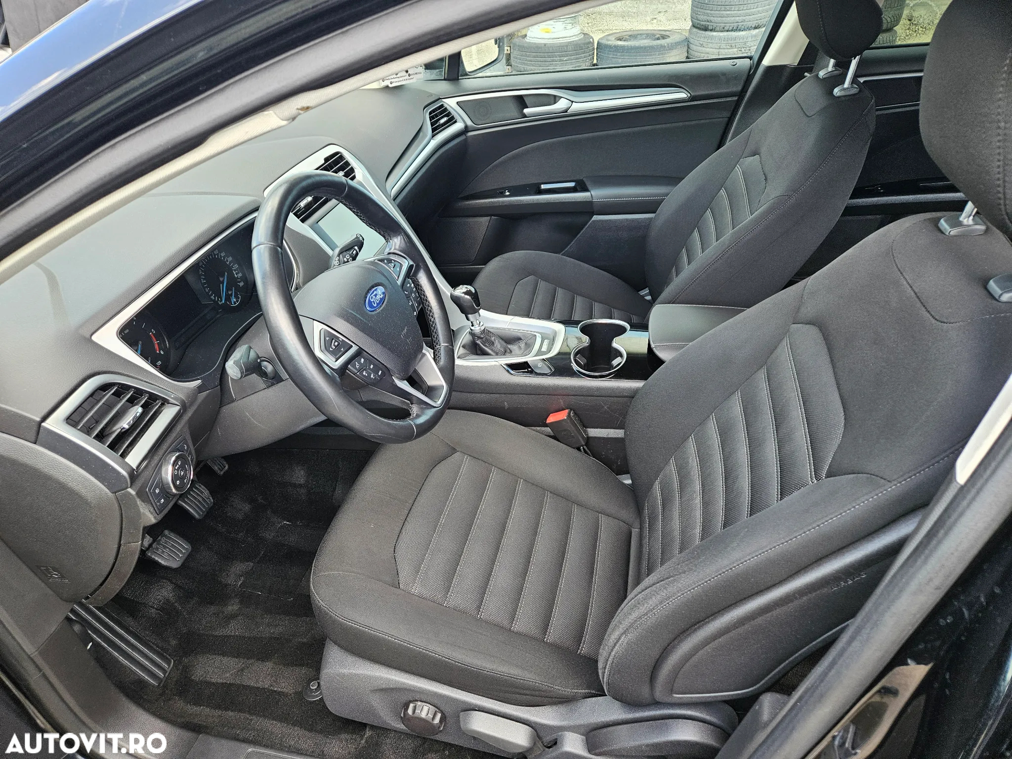 Ford Mondeo 1.6 TDCi Ambiente - 7