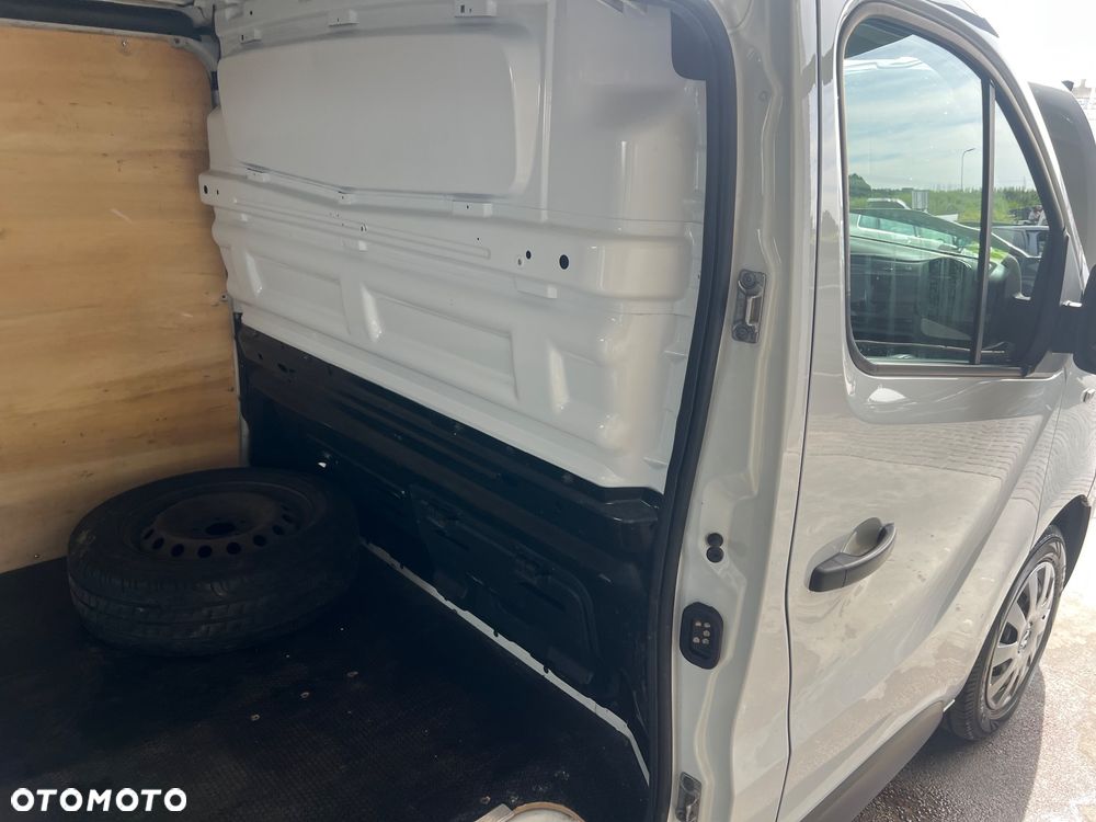 Renault Trafic - 22