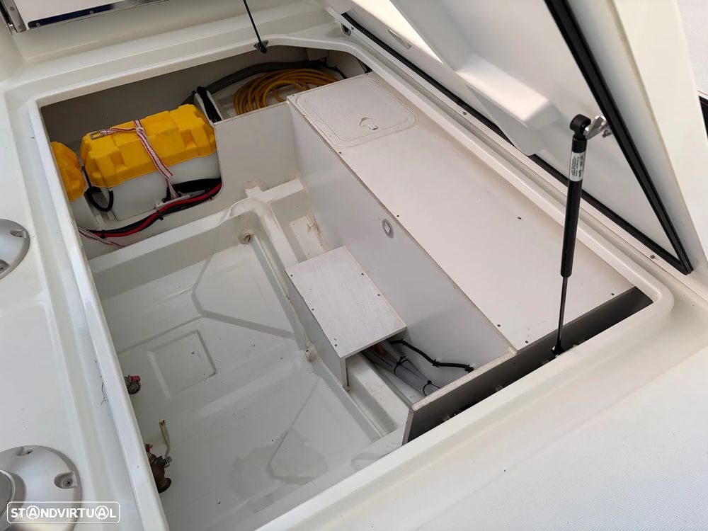Beneteau Flyer 7.7 Sundeck - 18