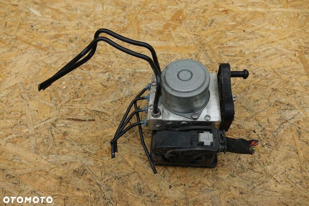 POMPA ABS STEROWNIK KPL MERCEDES W205 A2059005744 - 1