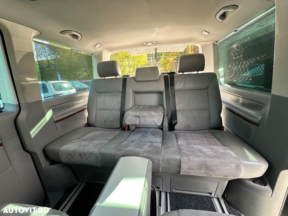 Volkswagen Multivan - 33