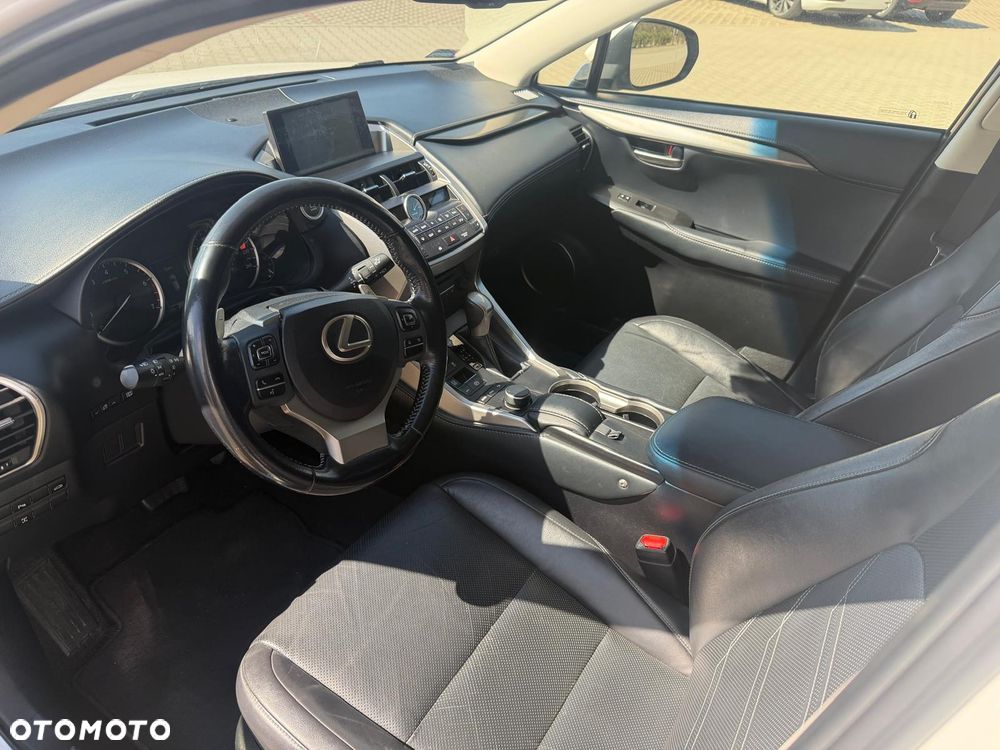 Lexus NX 200t Comfort AWD - 16