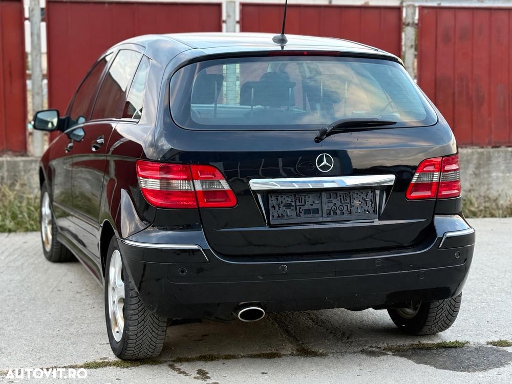 Mercedes-Benz B 180 - 3