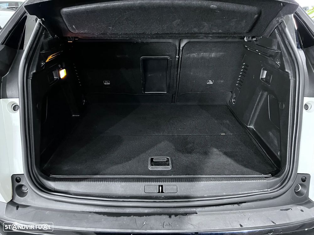 Peugeot 3008 1.6 Hybrid GT Pack e-EAT8 - 4