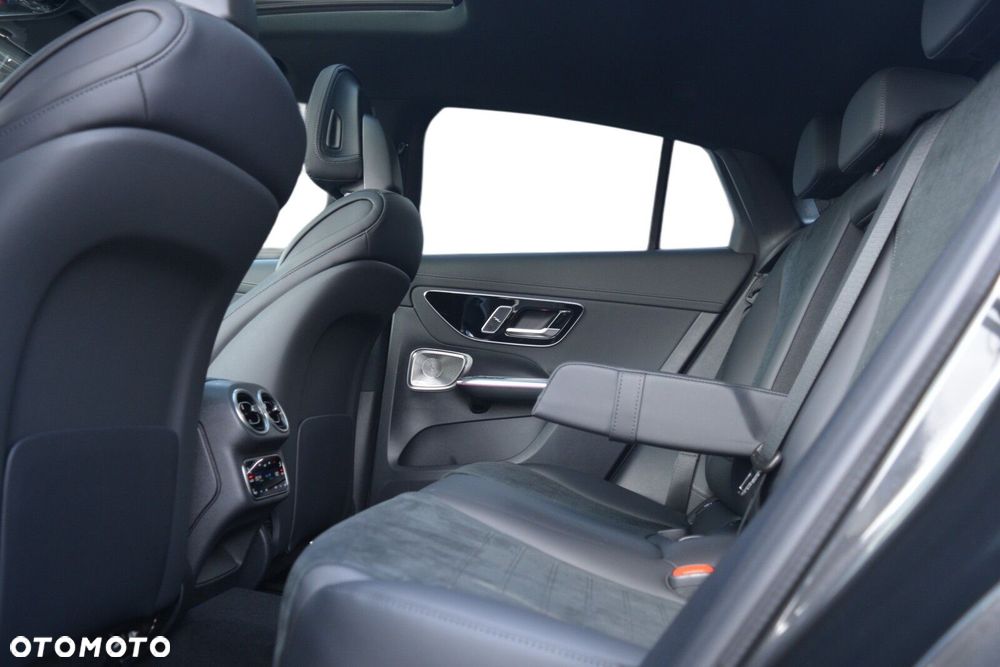 Mercedes-Benz GLC - 8