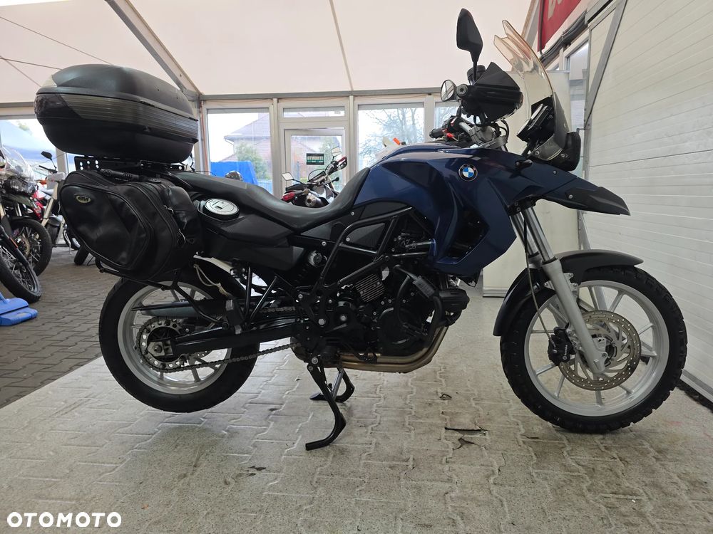 BMW F - 23