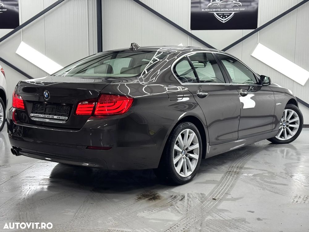 BMW Seria 5 520d Aut. - 13