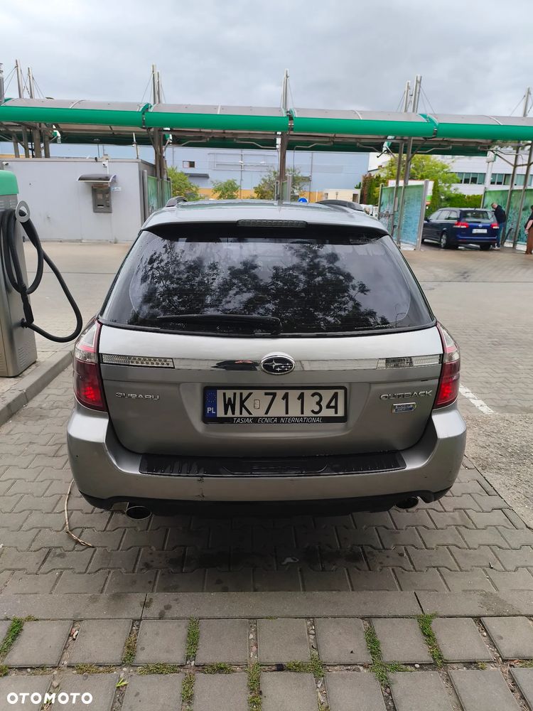 Subaru Legacy - 8
