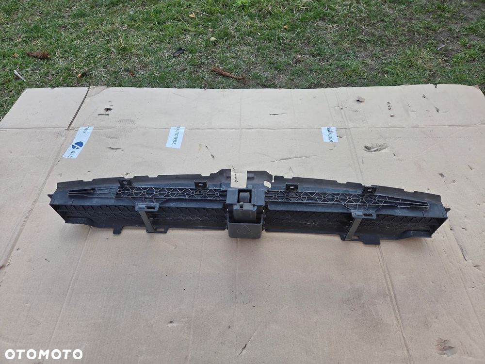 Kierownica wlot powietrza BMW 5 G30 G31 7497285 żaluzja roleta wlot powietrza BMW 5 g30 G31 7474372 - 3