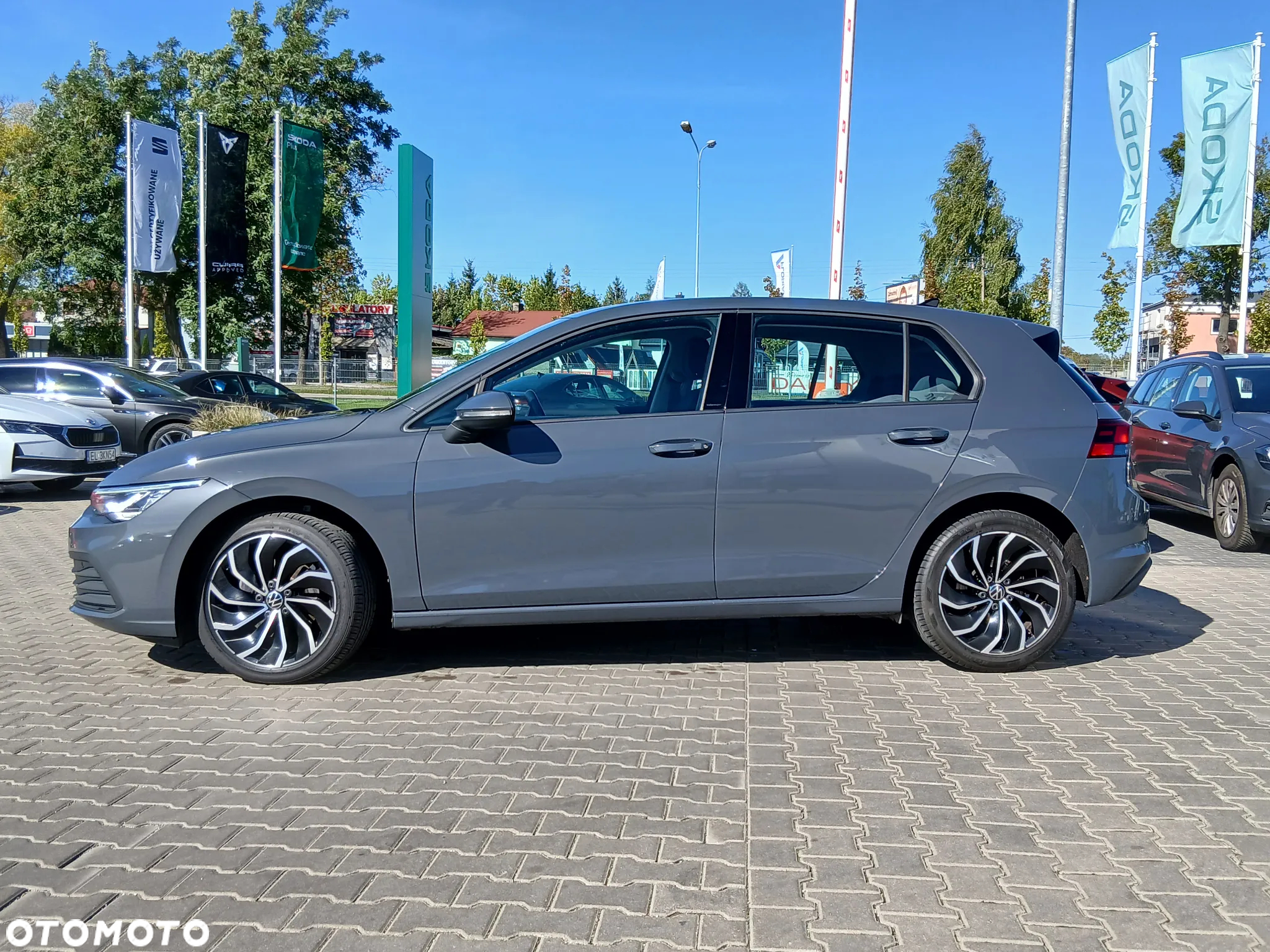 Volkswagen Golf VIII 1.0 TSI Life - 4