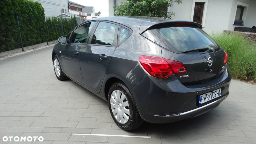 Opel Astra 1.4 Selection - 8