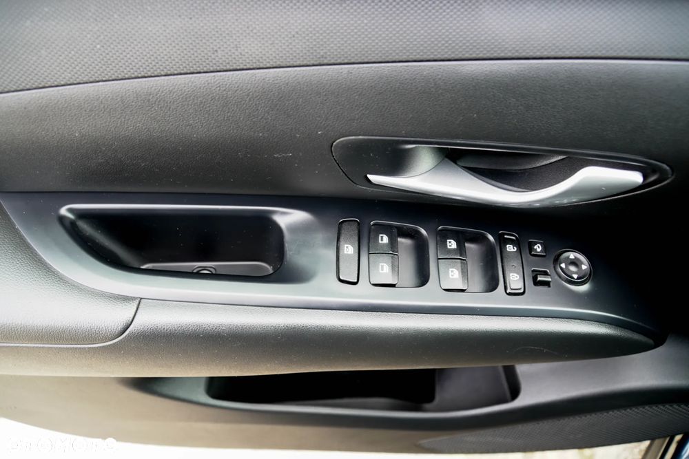 Hyundai Tucson - 32