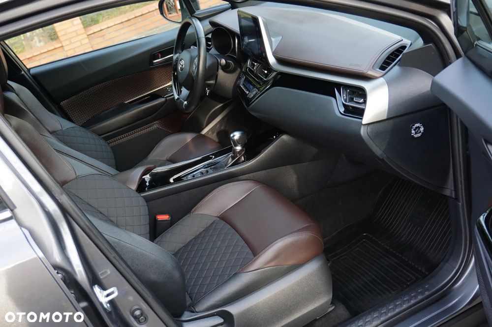 Toyota C-HR Business-Edition - 25