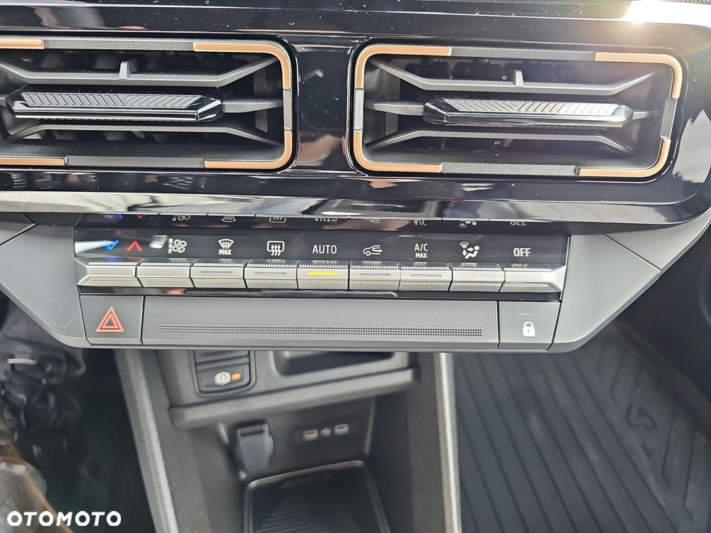 Renault 4 E-Tech 52kWh Comfort Range Techno - 21