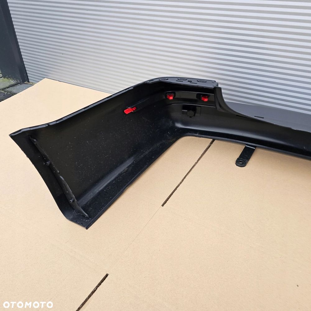 VW T6 zderzak tył czarny STRUKTURA PDC IDEALNY - 8