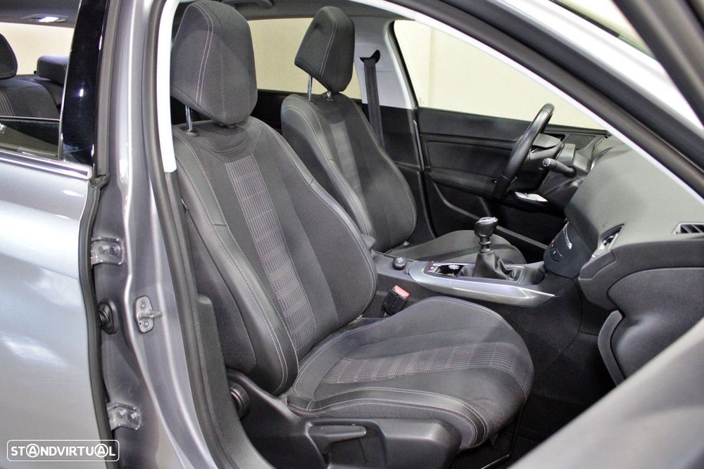 Peugeot 308 BlueHDi 130 Allure Pack - 16