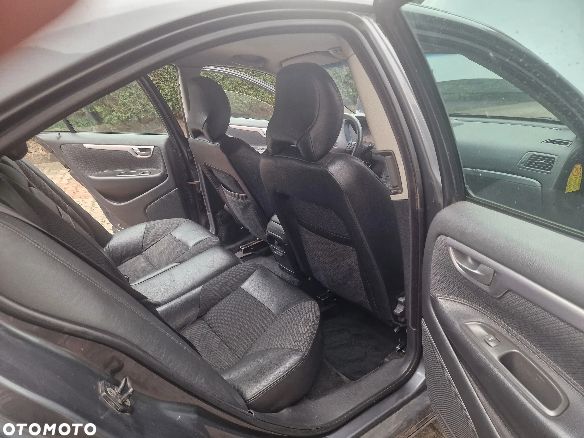 Volvo S60 2.4 D5 - 11