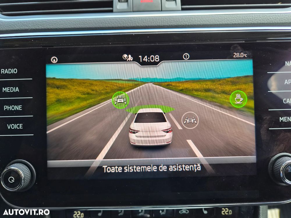 Skoda Superb 2.0 TDI DSG Ambition - 16
