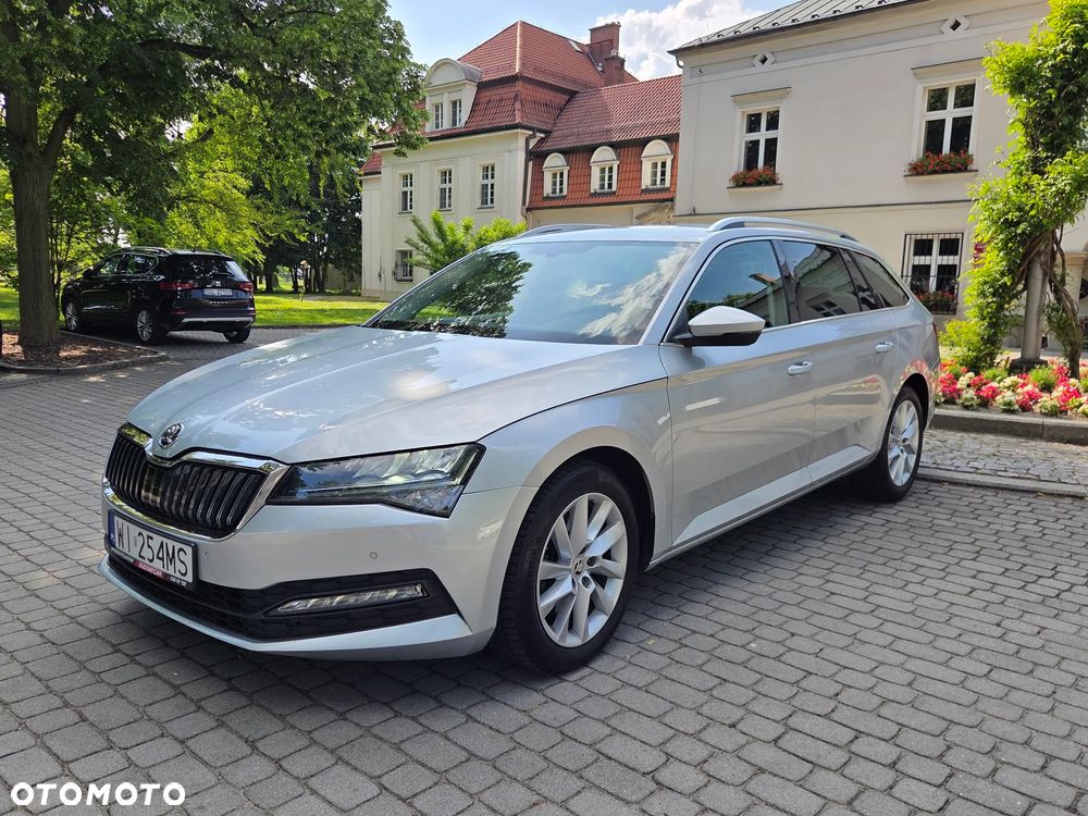 Skoda Superb 2.0 TDI SCR Ambition DSG - 4