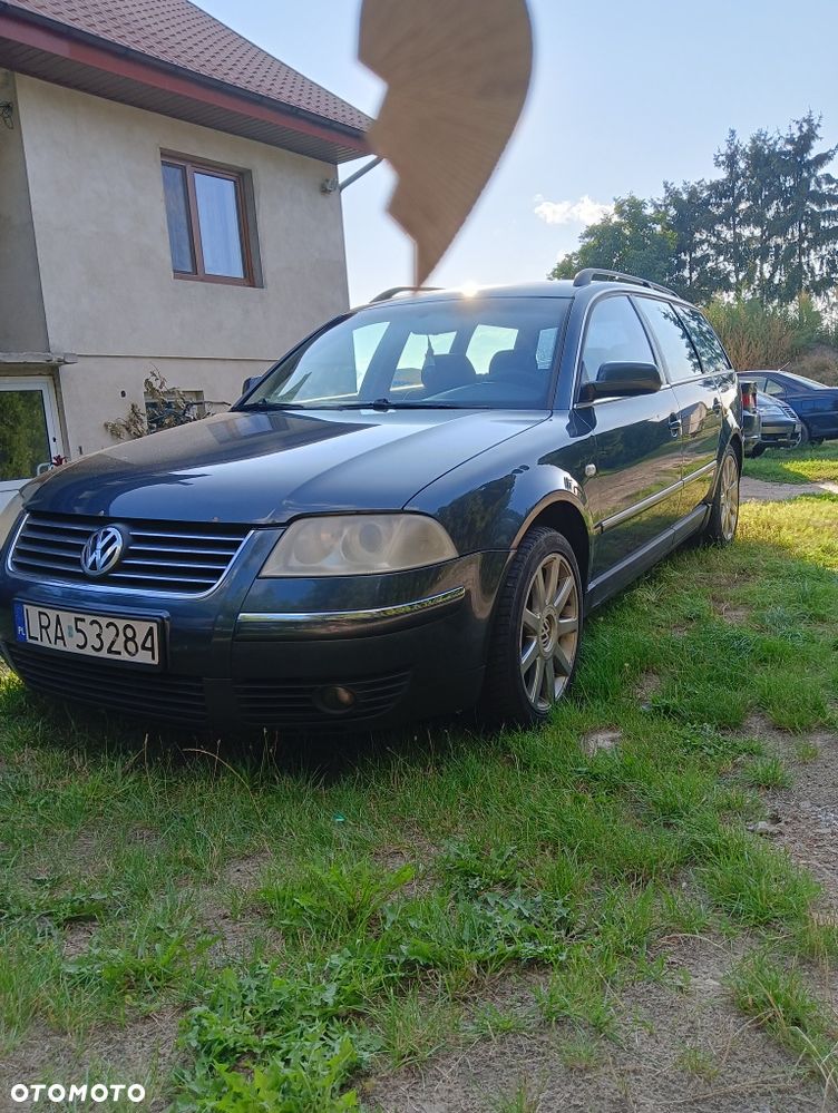 Volkswagen Passat - 2