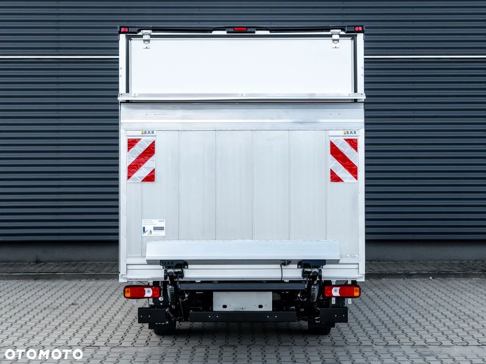 Iveco Daily 35S16H 3.0 kontener z windą - 14