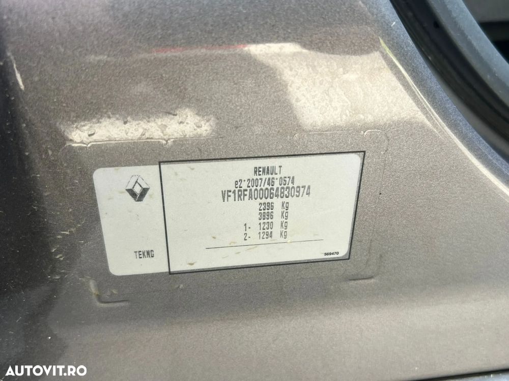 Renault Scenic - 12
